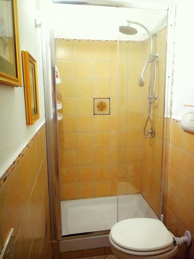 Deny&Rosi Villa ชีนิซี ภายนอก รูปภาพ