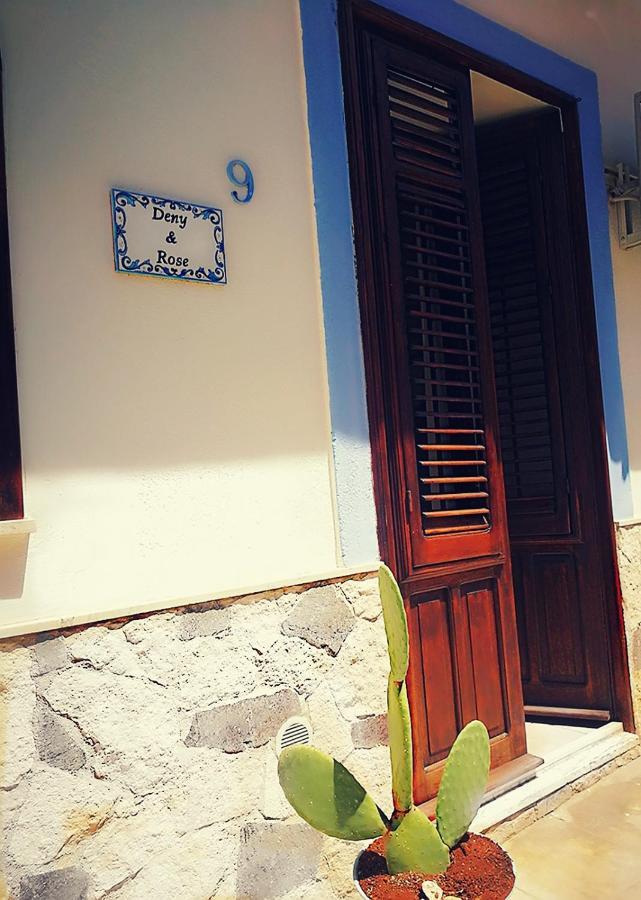 Deny&Rosi Villa ชีนิซี ภายนอก รูปภาพ